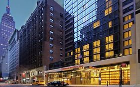 Hilton Garden Inn New York/midtown Park Avenue  3*